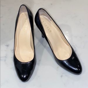 Ralph Lauren black pumps/heels